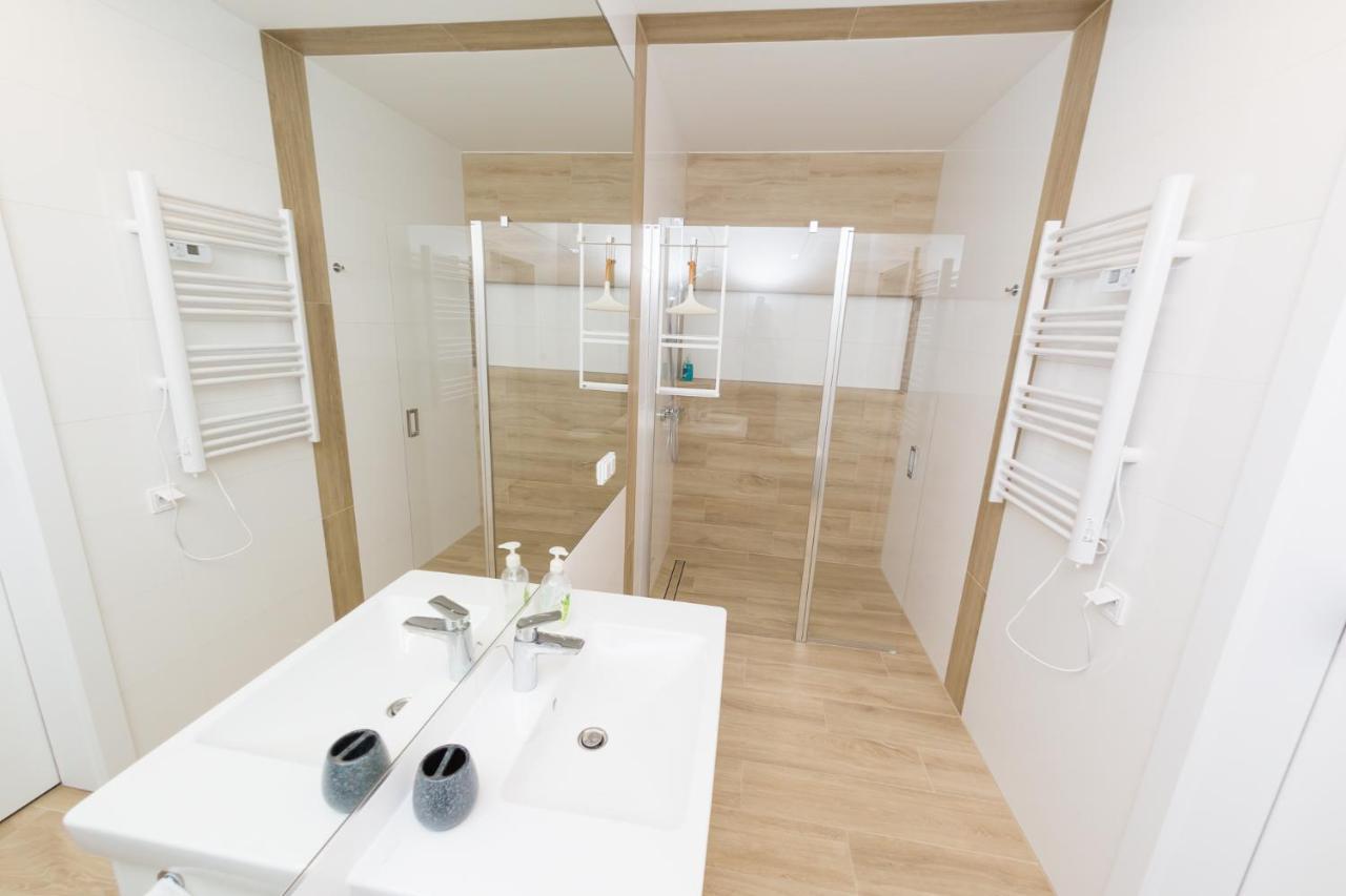 Apartament Kolobrzeg Quattro Bagian luar foto